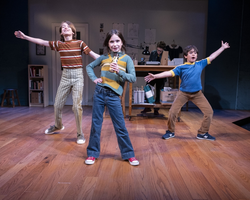 Review FUN HOME at Studio Theatre